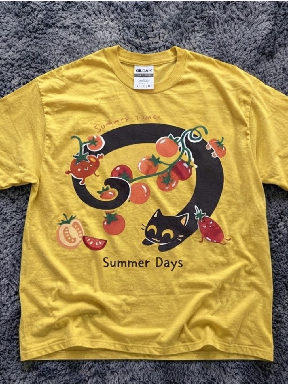 Gildan Daisy Cat and Tomatoes “Summer Day” Graphic Tee